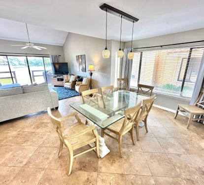 Dining area for 6