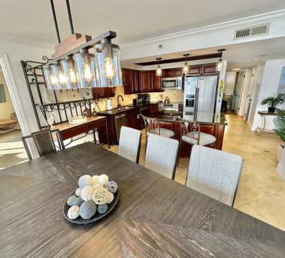 Dining area for 8