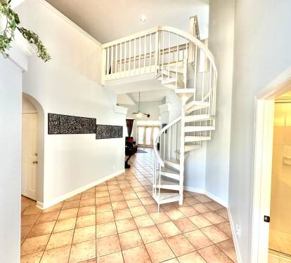 Entry way