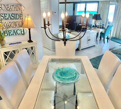 Dining room seating for 6
