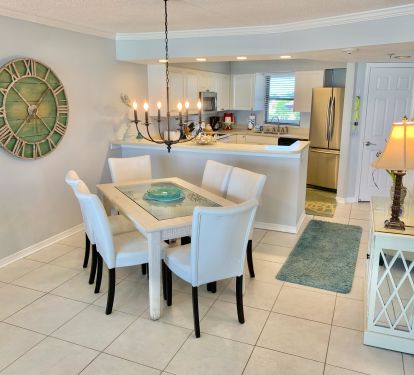 Dining room seating for 6