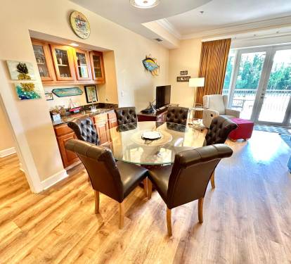 Dining Area for 6