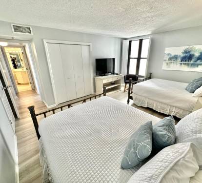 Guest Bedroom 2 Queens