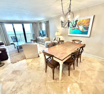 Dining area for 6