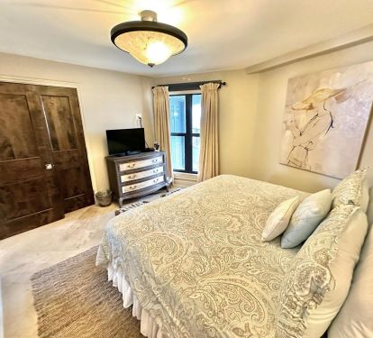 Guest Bedroom - King