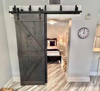 Guest bedroom