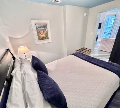 Guest bedroom