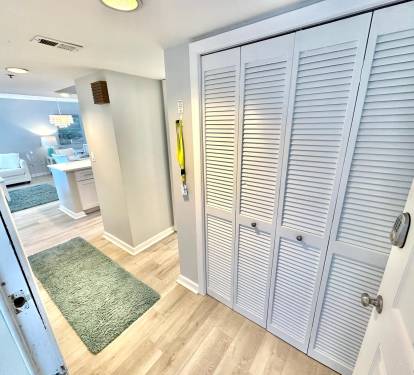 Entry way