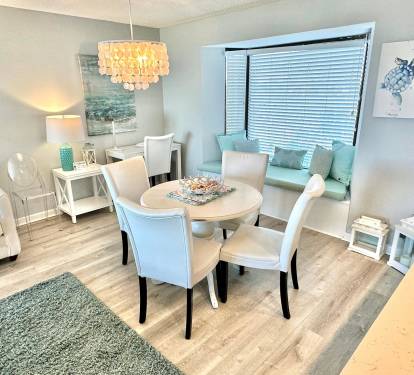 Dining area for 4