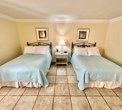 Guest bedroom