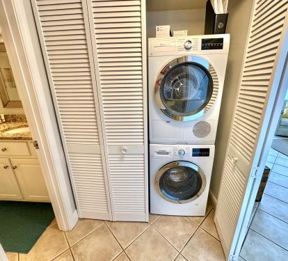 Laundry Center