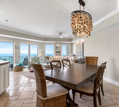 Dining seating for 6