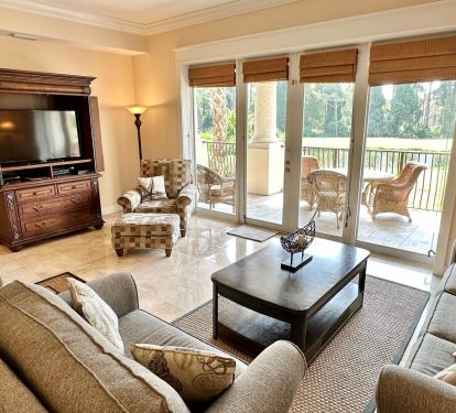 Spacious Living Room