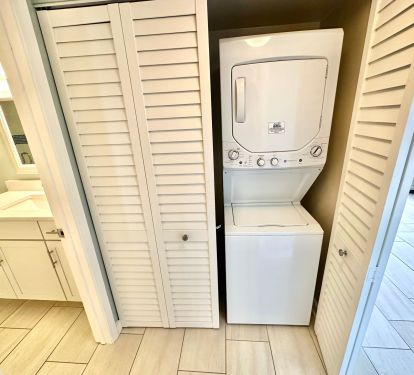 Laundry Center