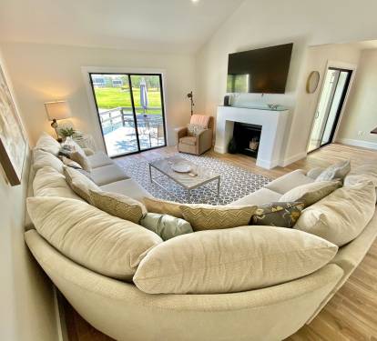 Large living room!