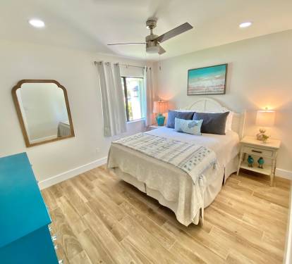 Queen guest bedroom