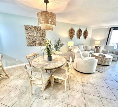Dining area for 6