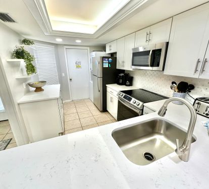 Fully stocked kitchen