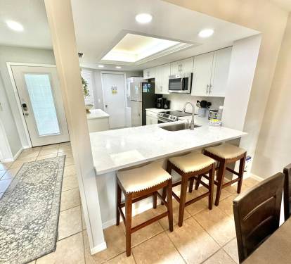 Breakfast Bar Seating