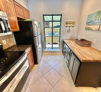 Fully stocked kitchen