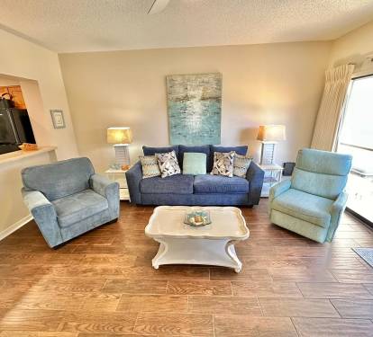 Spacious living room
