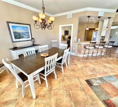 Dining area for 8