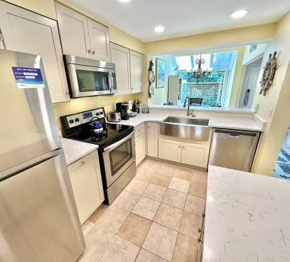 Full Stocked Kitchen