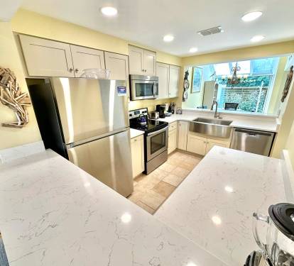 Full Stocked Kitchen