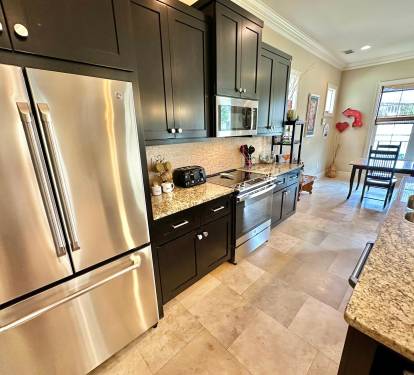 Fully Stocked Kitchen