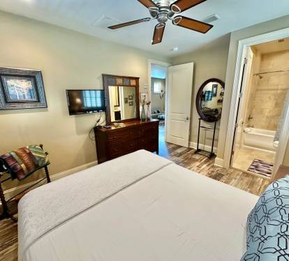 Queen Guest Bedroom