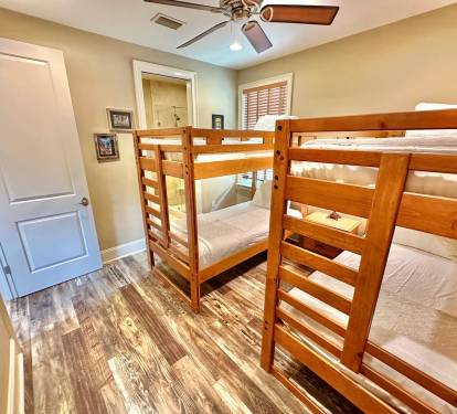 Guest Bedroom - Bunks