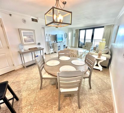 Dining Area for 7