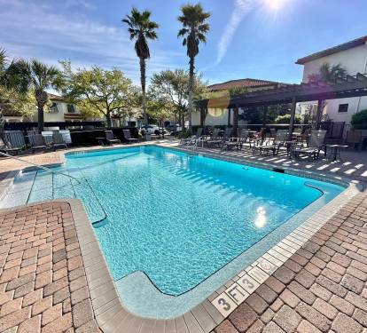 Villa Lago Community Pool