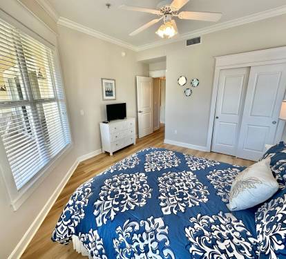 Guest bedroom