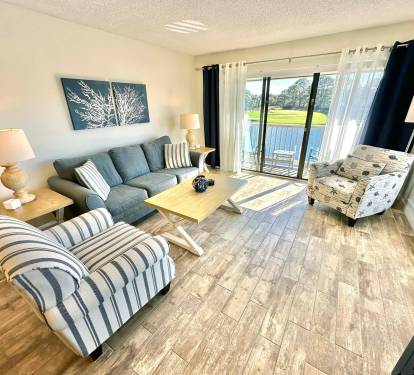 Spacious living room