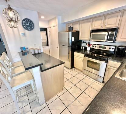 Fully Stocked Kitchen