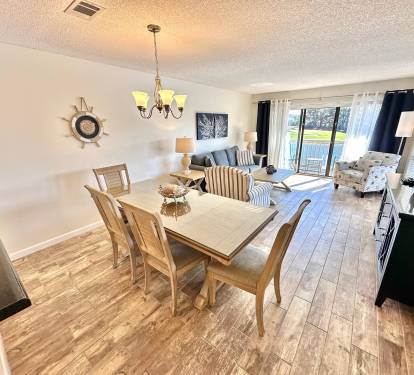 Dining area for 6