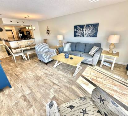Spacious living room