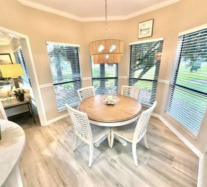 Dining Area for 4