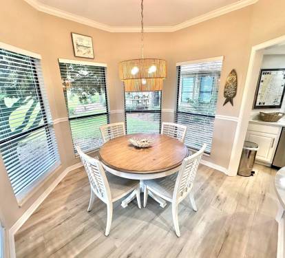 Dining Area for 4