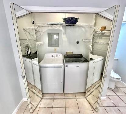 Laundry Center