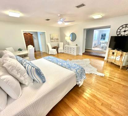 Guest Bedroom - King
