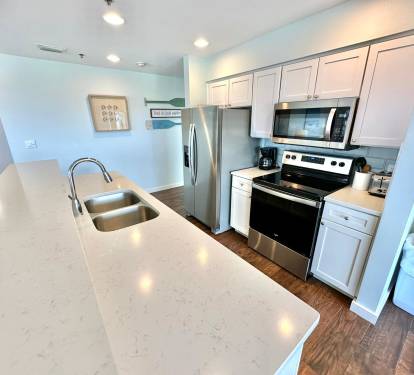 Fully stocked kitchen