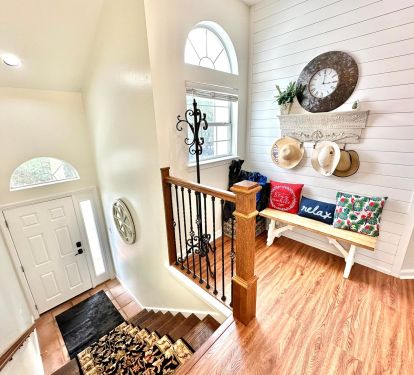 Entry way