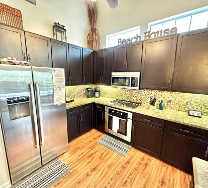 Fully stocked kitchen