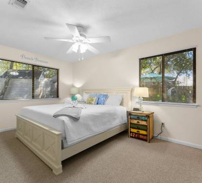 Large king Bed