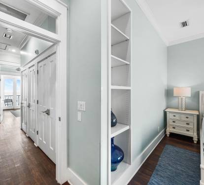 Third Floor King Guest Bedroom Hallway.