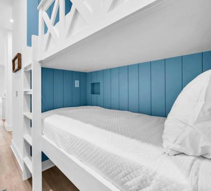 Hallway Bunks 1 Part 1