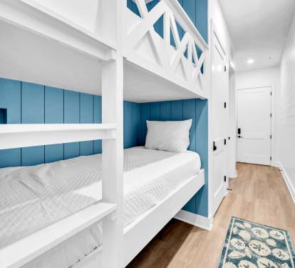 Hallway Bunks 1 Part 2
