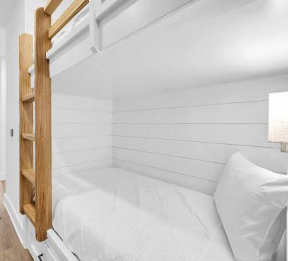 Hallway Bunks 1 Part 1